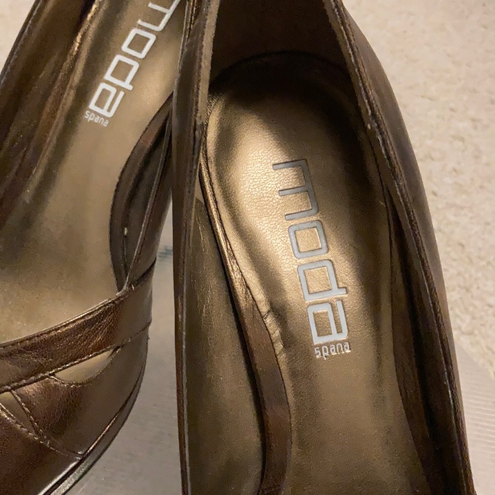 Beautiful bronze heels - Picture 2 of 6